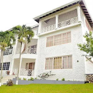  Homestay Suiteville In Jamaica